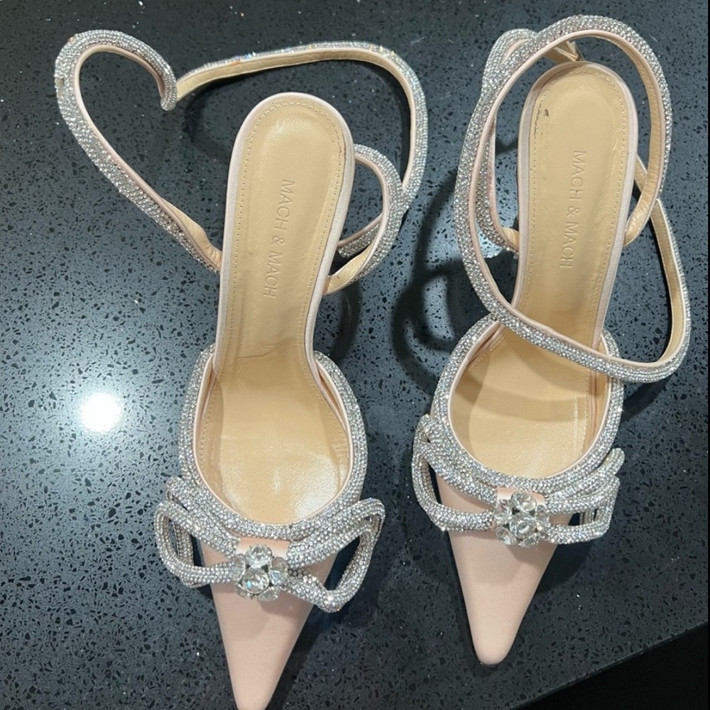 MACH & MACH
110mm Double Bow crystal-embellished satin pumps. Color: Powder Pink